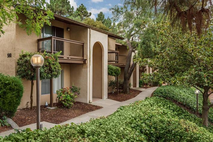 The Villas at Harbor Pointe photo 5